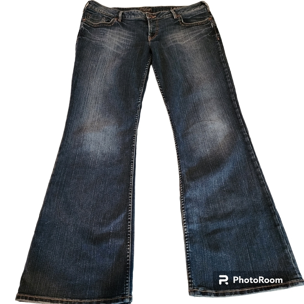 SILVER Jeans "LAEL" bootcut dark wash 36 x 33